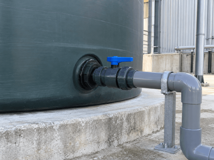 Polyethylene Tanks on site by Falcon Technologies — Saudi Arabia